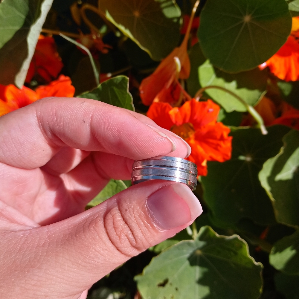 Ring - Picture 4 of 4